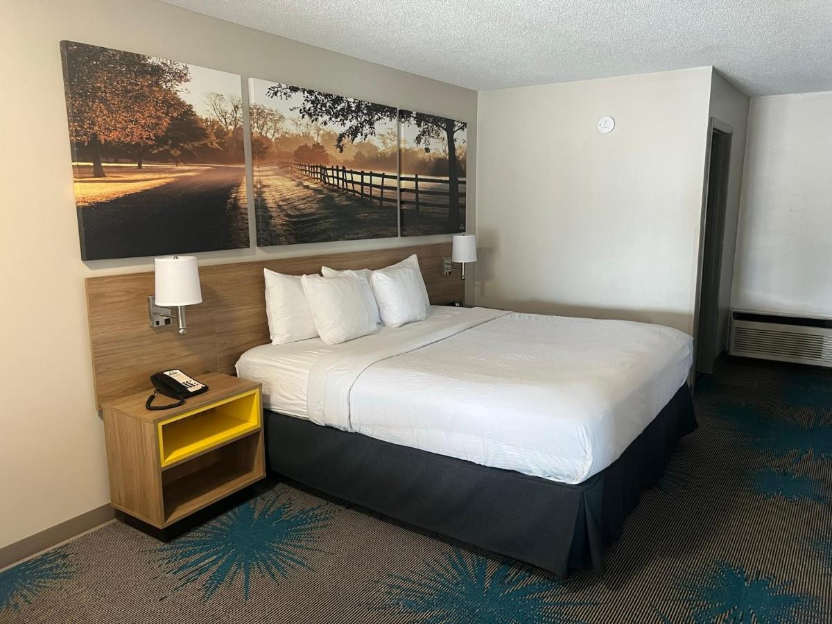 Days Inn By Wyndham Valdosta I-75 Esterno foto