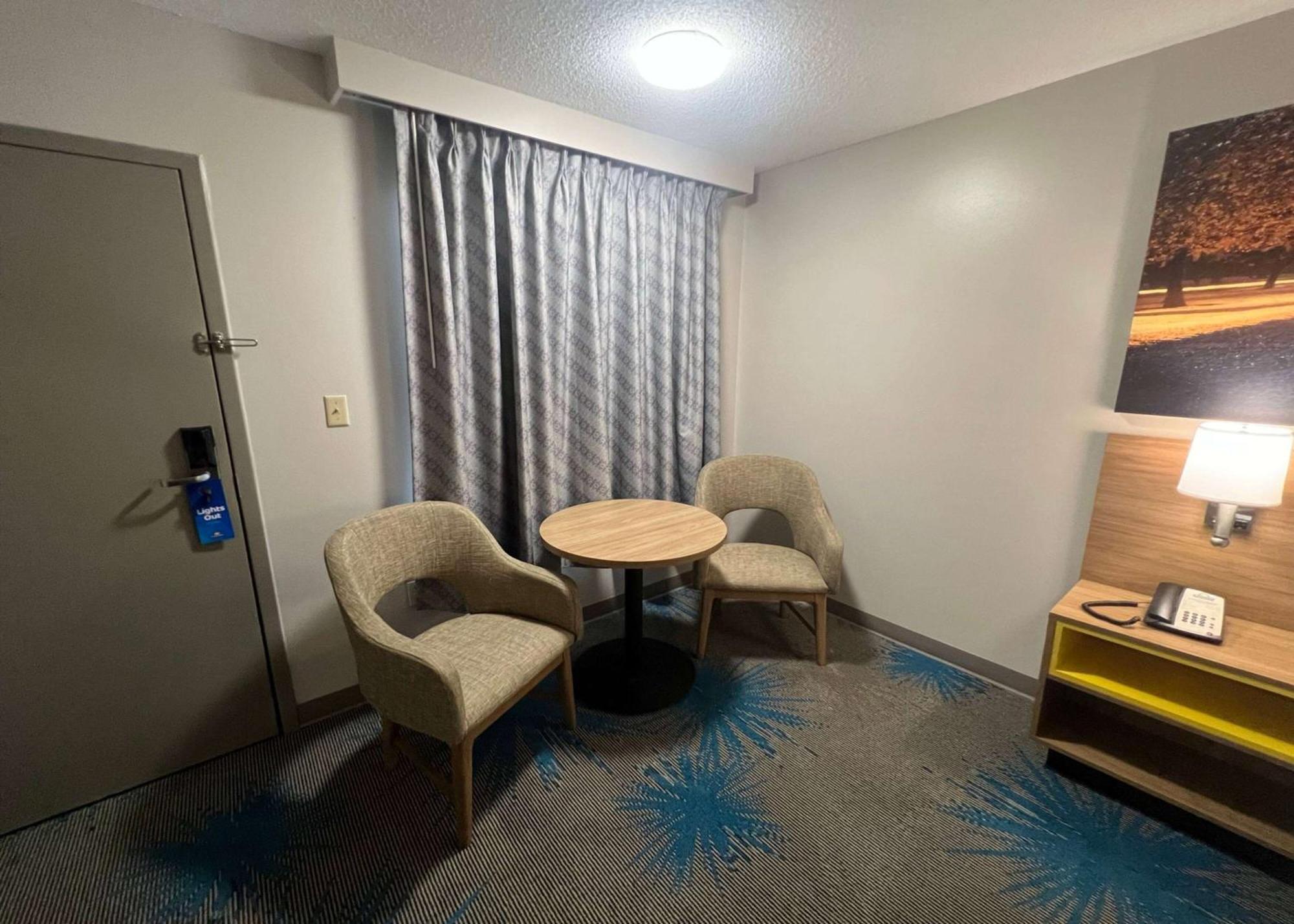 Days Inn By Wyndham Valdosta I-75 Esterno foto